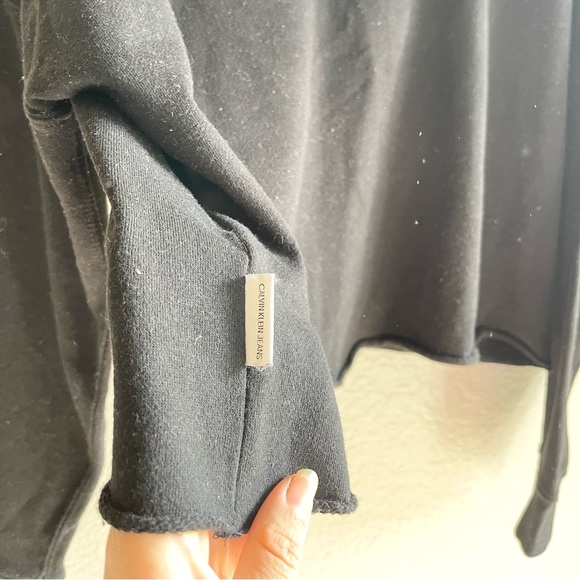 Calvin Klein Jeans Womens Black Crop Rhinestone Hoodie Size M - Picture 13 of 13